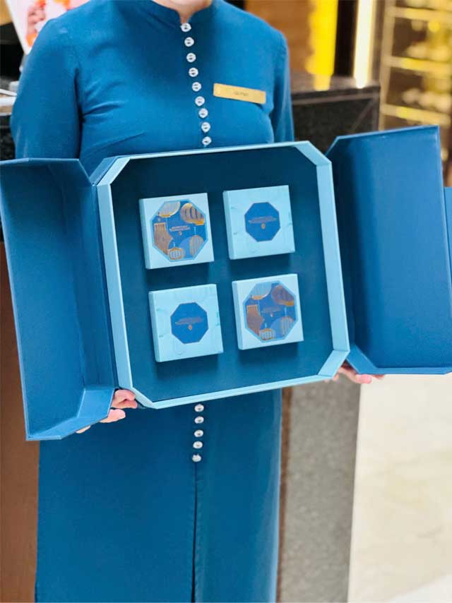 Bánh Trung Thu Khách Sạn InterContinental Hanoi Landmark72 QTTT26